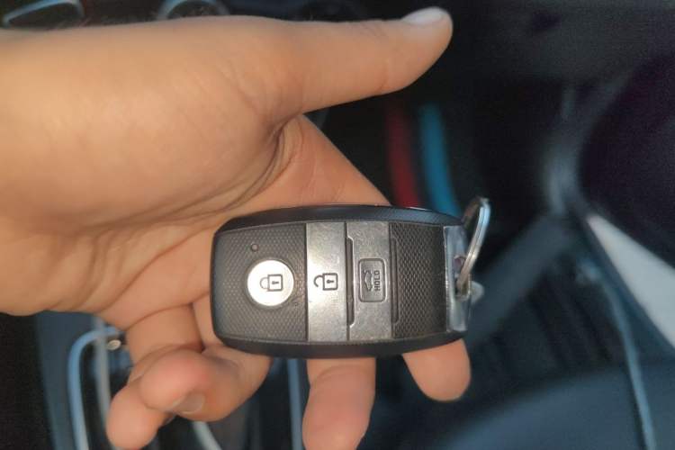 Used Kia KX Cross 2017 1.4L AT GLS Vehicle Key