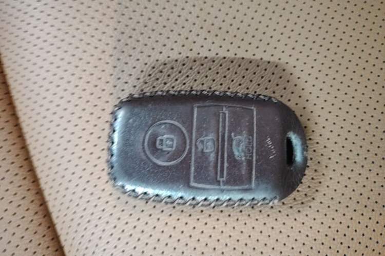 Used Kia KX Cross 2017 1.4L AT GLS Vehicle Key
