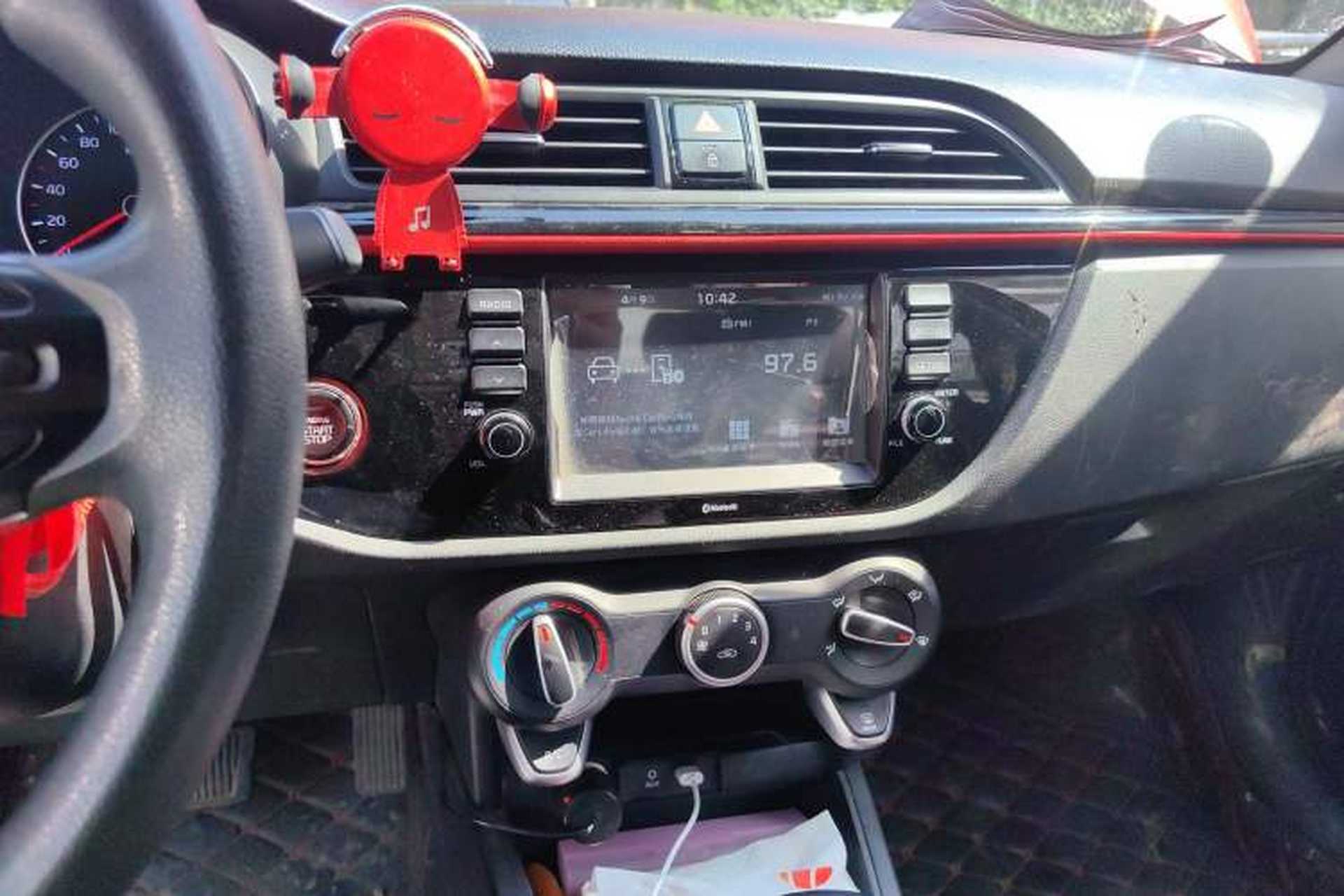 Used Kia KX Cross 2017 1.4L AT GLS Audio And AC Panel