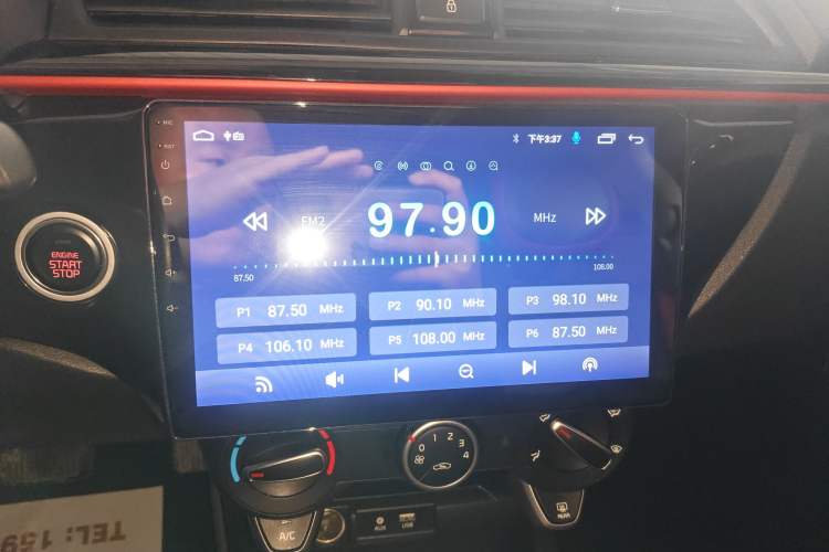 Used Kia KX Cross 2017 1.4L AT GLS Audio And AC Panel