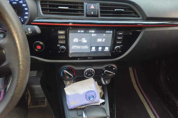 Used Kia KX Cross 2017 1.4L AT GLS Audio And AC Panel