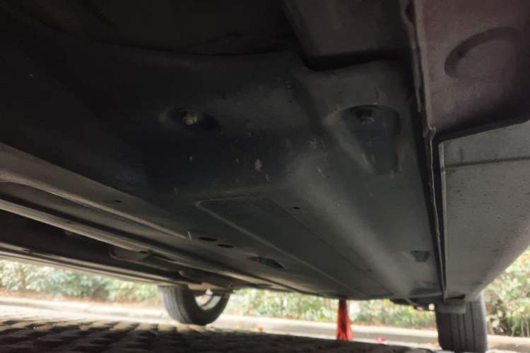 Used Kia KX Cross 2017 1.4L AT GLS Chassis Front Left
