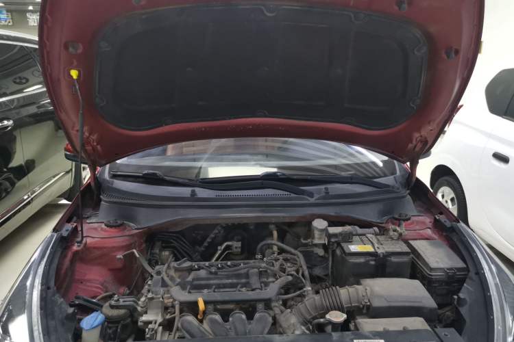 Used Kia KX Cross 2017 1.4L AT GLS Engine Bay