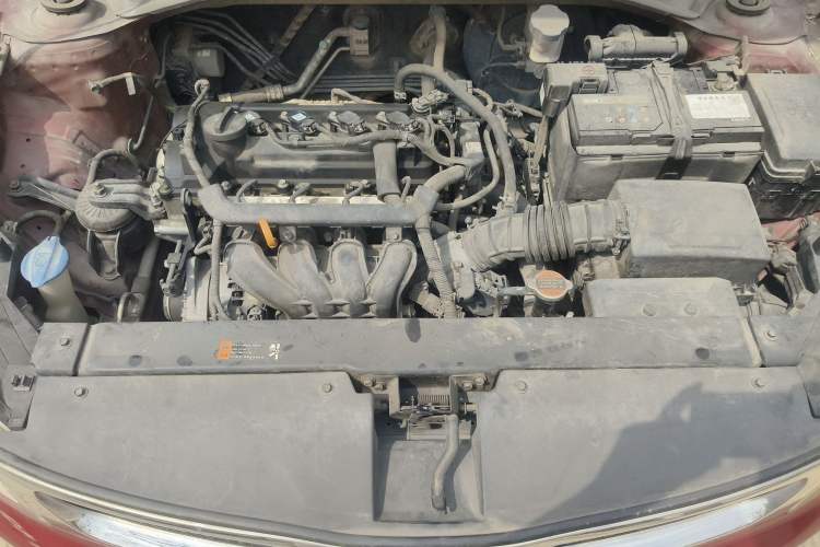 Used Kia KX Cross 2017 1.4L AT GLS Engine Bay