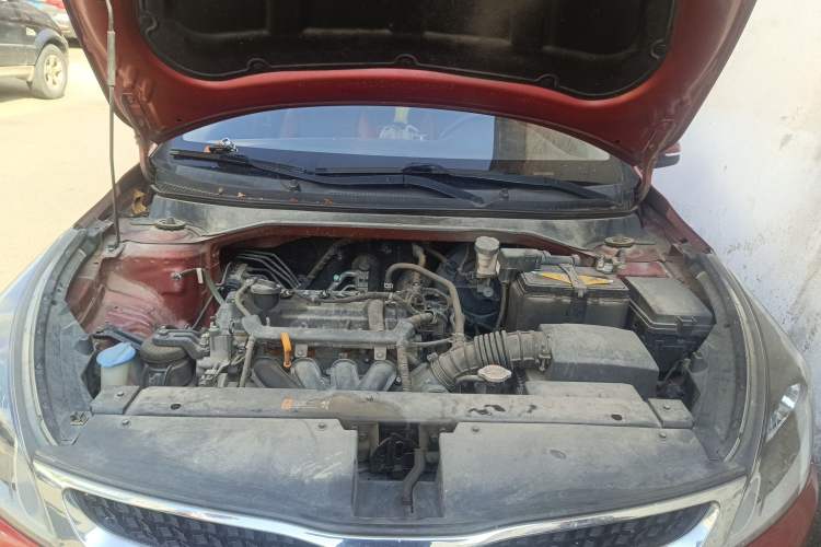 Used Kia KX Cross 2017 1.4L AT GLS Engine Bay