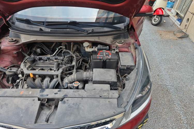 Used Kia KX Cross 2017 1.4L AT GLS Engine Bay Left