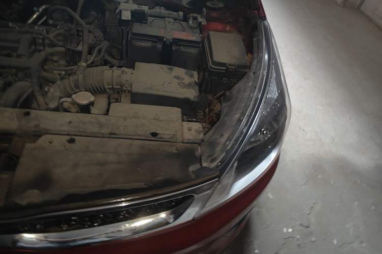 Used Kia KX Cross 2017 1.4L AT GLS Engine Bay Left