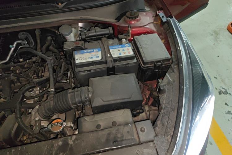 Used Kia KX Cross 2017 1.4L AT GLS Engine Bay Left