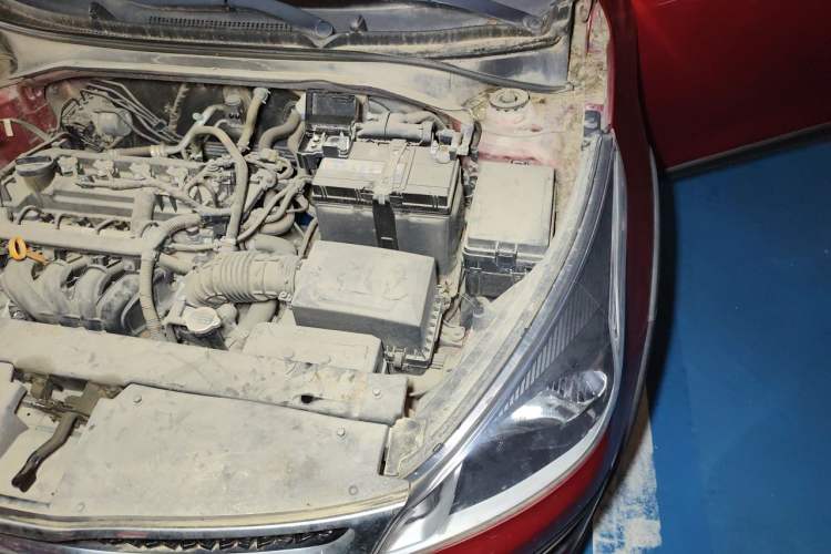 Used Kia KX Cross 2017 1.4L AT GLS Engine Bay Left