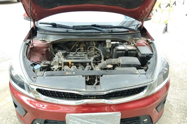 Used Kia KX Cross 2017 1.4L AT GLS Engine Bay