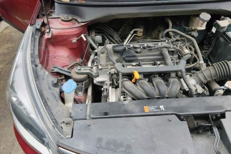 Used Kia KX Cross 2017 1.4L AT GLS Engine Bay Right