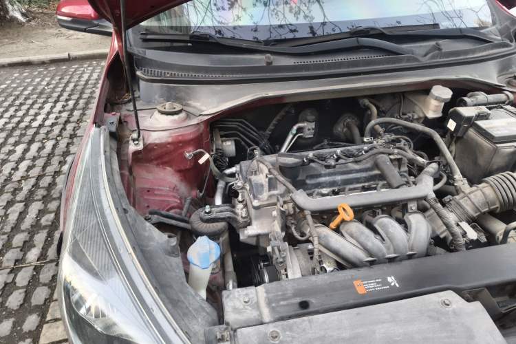 Used Kia KX Cross 2017 1.4L AT GLS Engine Bay Right