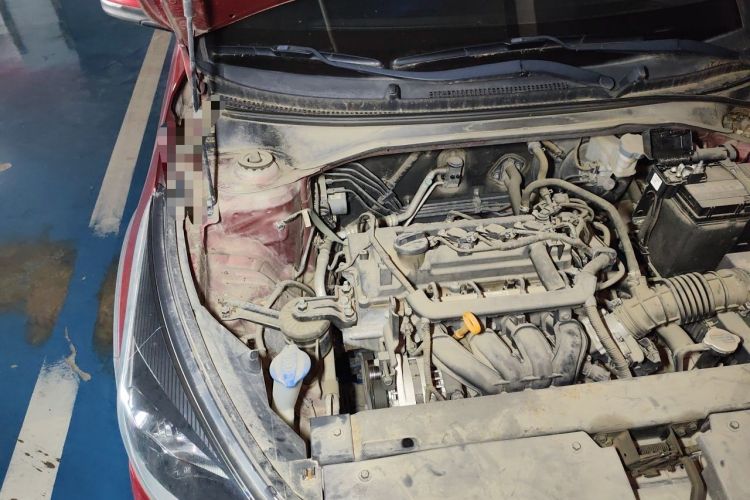 Used Kia KX Cross 2017 1.4L AT GLS Engine Bay Right