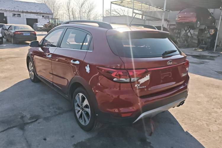 Used Kia KX Cross 2017 1.4L AT GLS Exterior 2