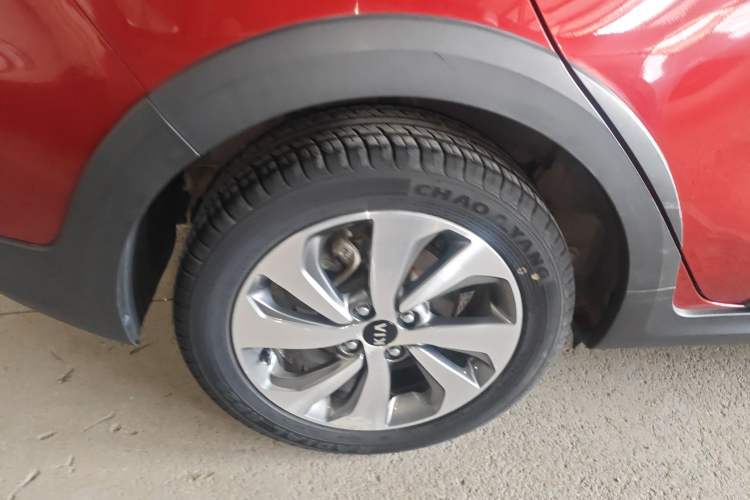 Used Kia KX Cross 2017 1.4L AT GLS Exterior 5