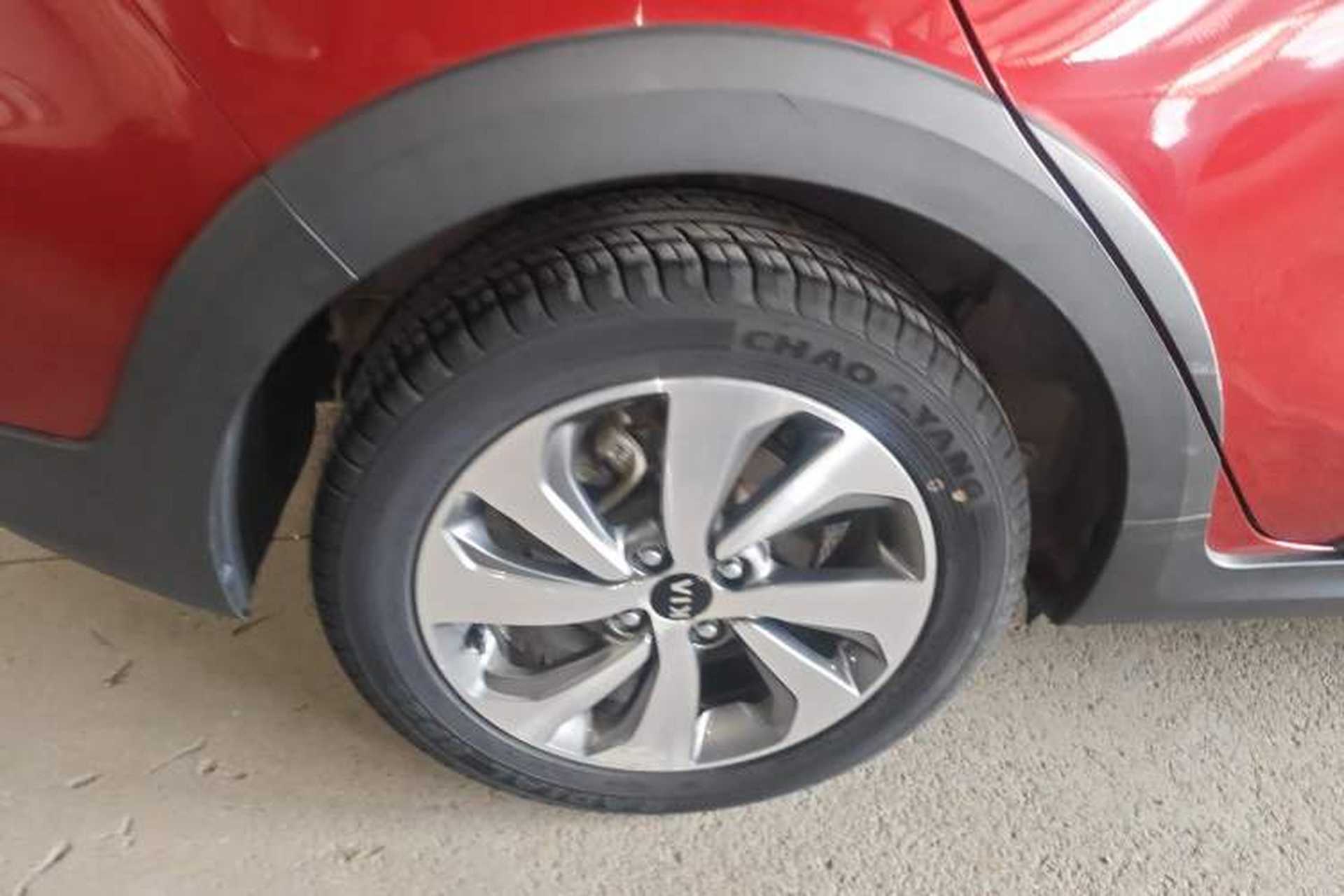 Used Kia KX Cross 2017 1.4L AT GLS Exterior 5