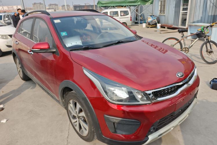 Used Kia KX Cross 2017 1.4L AT GLS Front Right 45 Deg