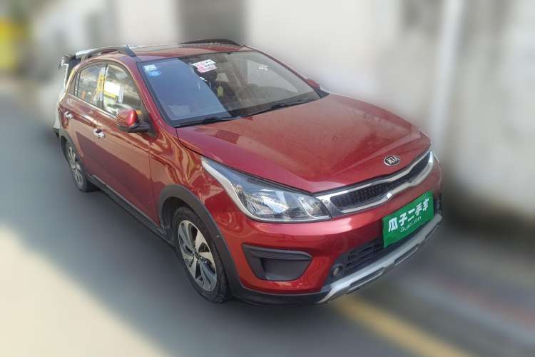 Used Kia KX Cross 2017 1.4L AT GLS Front Right 45 Deg