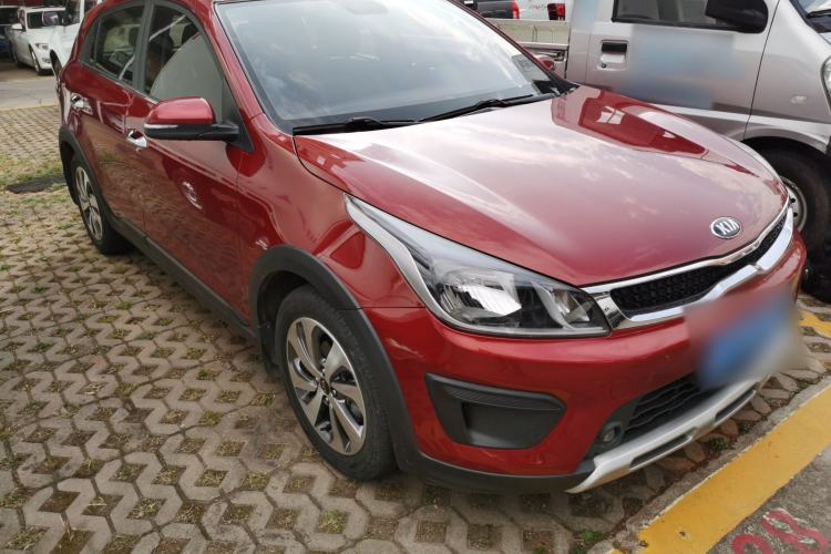 Used Kia KX Cross 2017 1.4L AT GLS Front Right 45 Deg