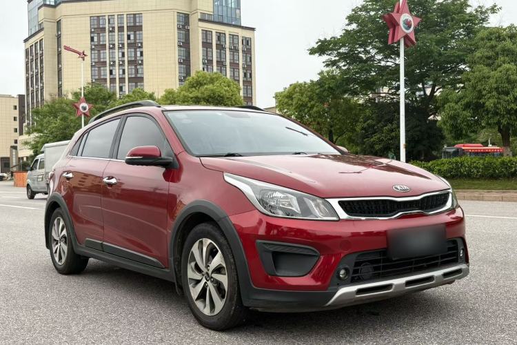 Used Kia KX Cross 2017 1.4L AT GLS Front Right 45 Deg