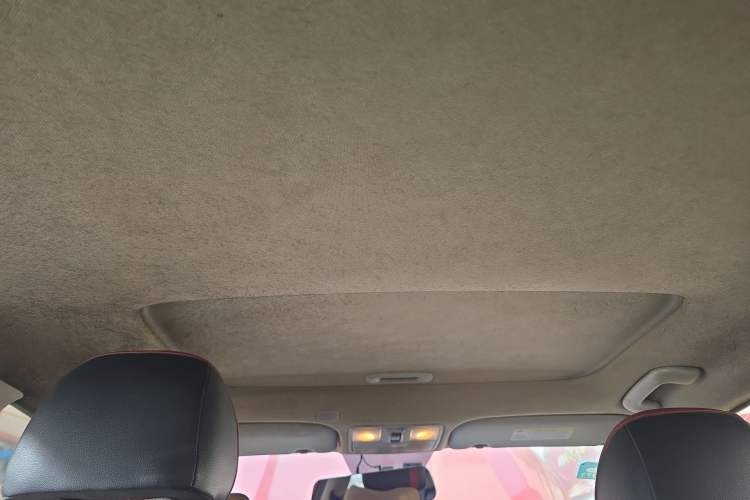 Used Kia KX Cross 2017 1.4L AT GLS Headliner