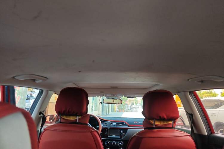 Used Kia KX Cross 2017 1.4L AT GLS Headliner