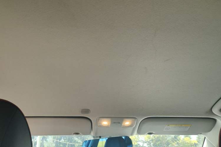 Used Kia KX Cross 2017 1.4L AT GLS Headliner