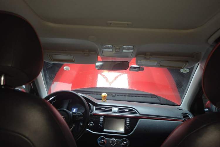 Used Kia KX Cross 2017 1.4L AT GLS Headliner