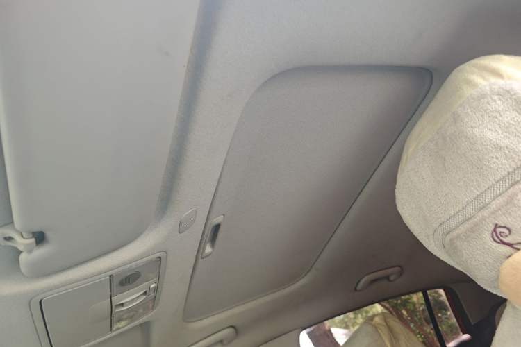 Used Kia KX Cross 2017 1.4L AT GLS Headliner
