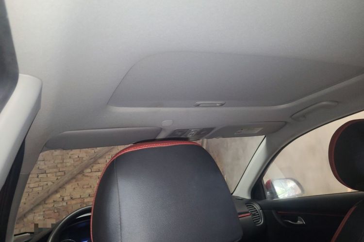 Used Kia KX Cross 2017 1.4L AT GLS Headliner