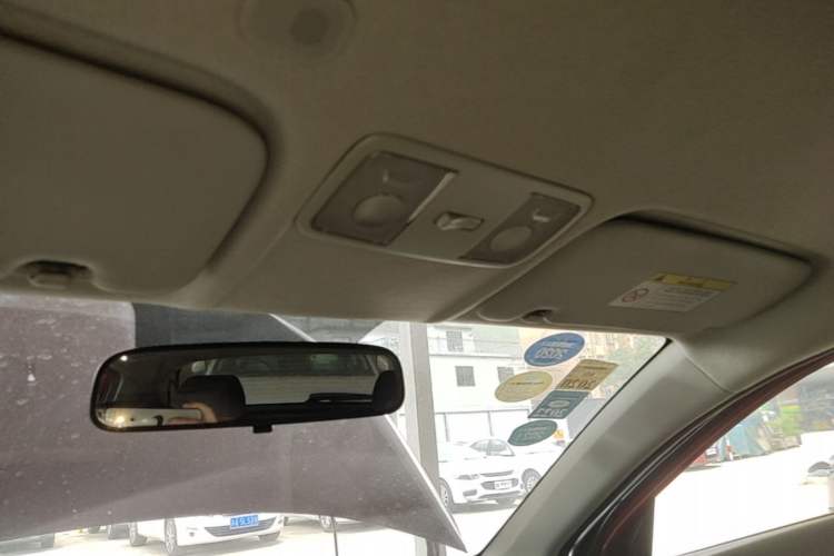 Used Kia KX Cross 2017 1.4L AT GLS Headliner