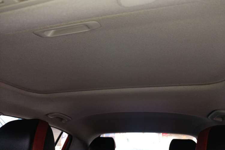 Used Kia KX Cross 2017 1.4L AT GLS Headliner