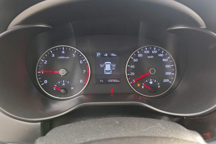 Used Kia KX Cross 2017 1.4L AT GLS Instrument Cluster