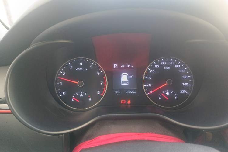 Used Kia KX Cross 2017 1.4L AT GLS Instrument Cluster