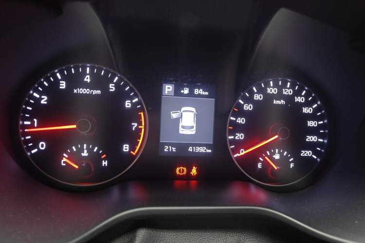 Used Kia KX Cross 2017 1.4L AT GLS Instrument Cluster