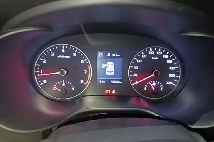 Used Kia KX Cross 2017 1.4L AT GLS Instrument Cluster