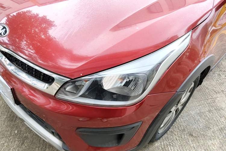 Used Kia KX Cross 2017 1.4L AT GLS Left Front Headlight