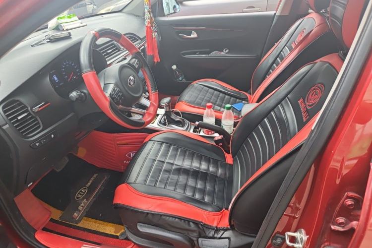 Used Kia KX Cross 2017 1.4L AT GLS Left Front Seat