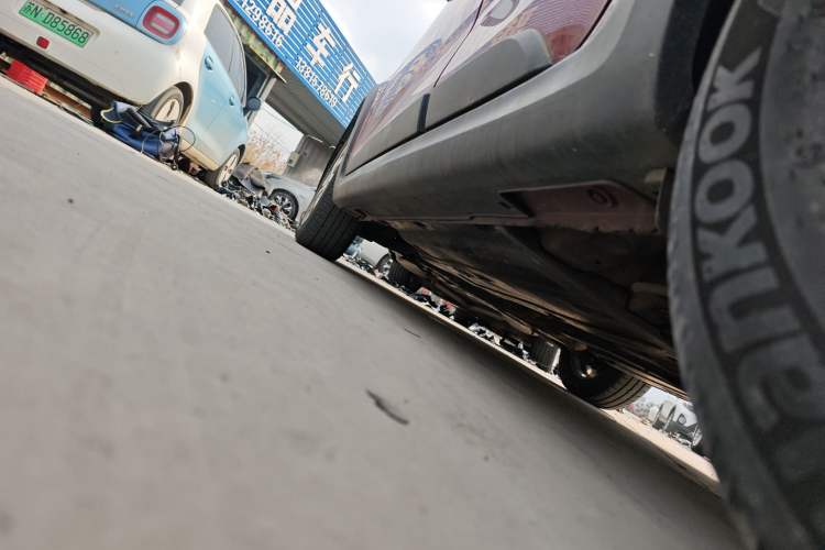 Used Kia KX Cross 2017 1.4L AT GLS Left Side Sill