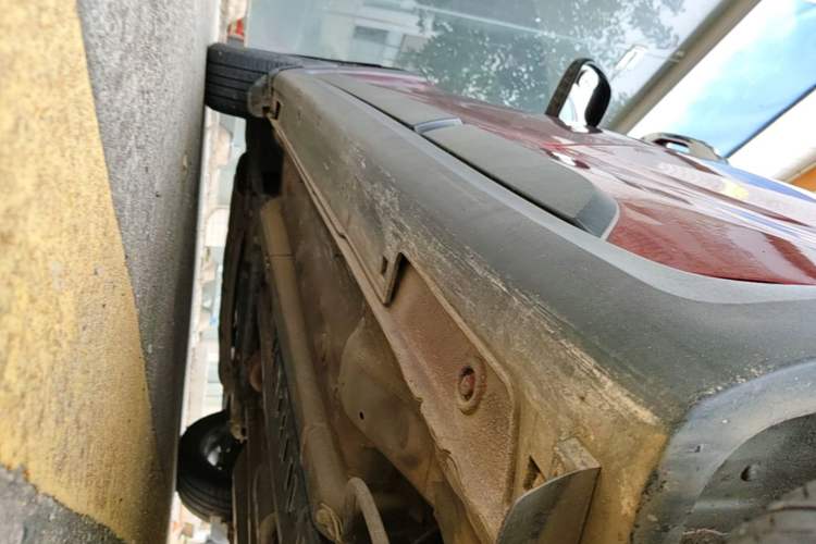 Used Kia KX Cross 2017 1.4L AT GLS Left Side Sill