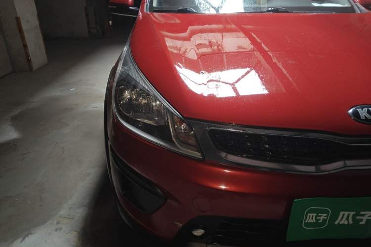 Used Kia KX Cross 2017 1.4L AT GLS Right Front Headlight