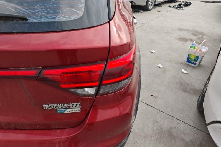 Used Kia KX Cross 2017 1.4L AT GLS Right Rear Taillight