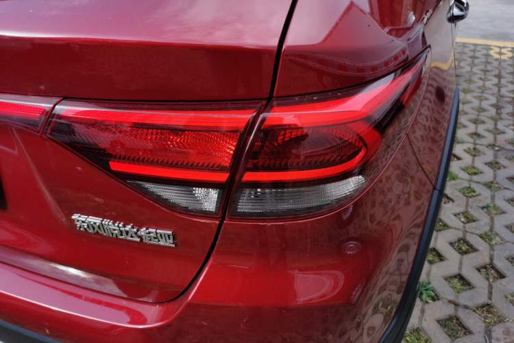 Used Kia KX Cross 2017 1.4L AT GLS Right Rear Taillight