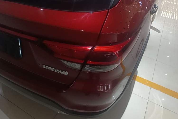 Used Kia KX Cross 2017 1.4L AT GLS Right Rear Taillight