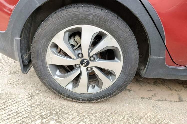 Used Kia KX Cross 2017 1.4L AT GLS Right Rear Wheel Hub