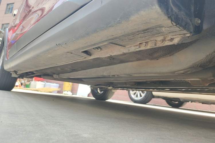 Used Kia KX Cross 2017 1.4L AT GLS Right Side Sill