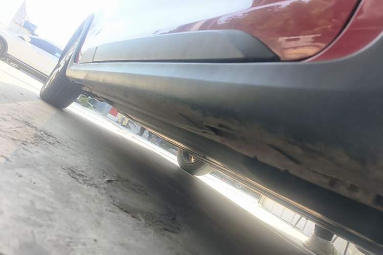 Used Kia KX Cross 2017 1.4L AT GLS Right Side Sill