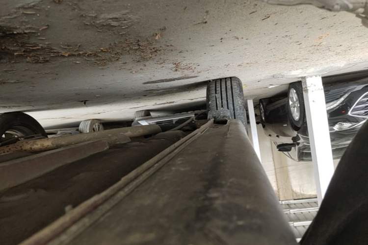 Used Kia KX Cross 2017 1.4L AT GLS Right Side Sill