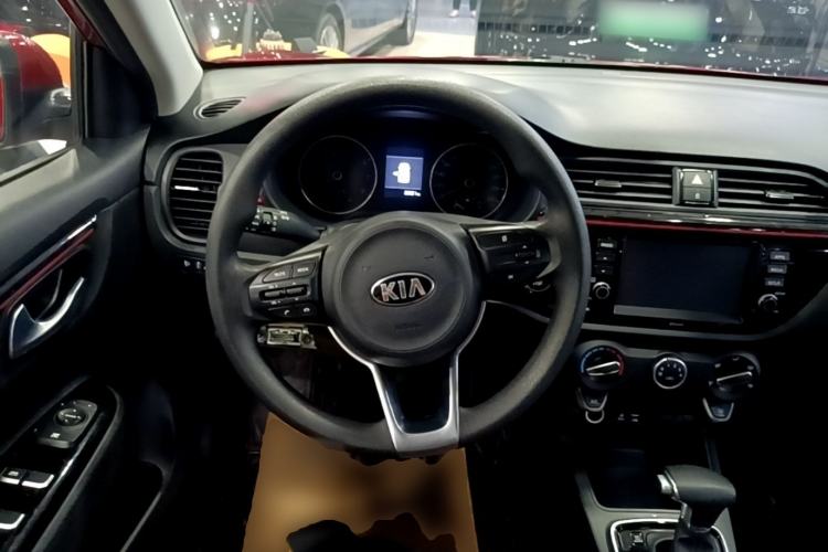 Used Kia KX Cross 2017 1.4L AT GLS Steering Wheel