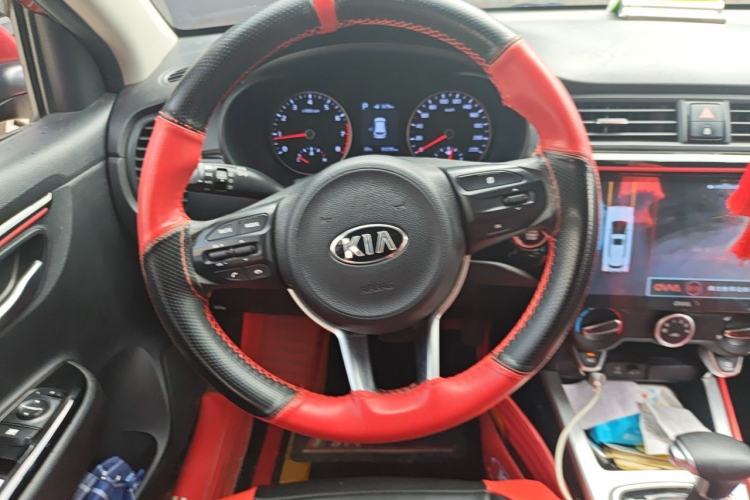 Used Kia KX Cross 2017 1.4L AT GLS Steering Wheel